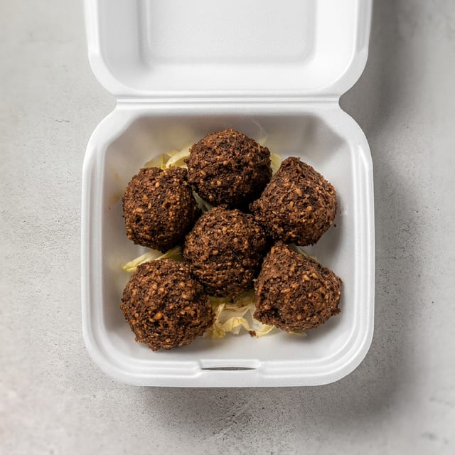 6 Pieces of Falafel.
